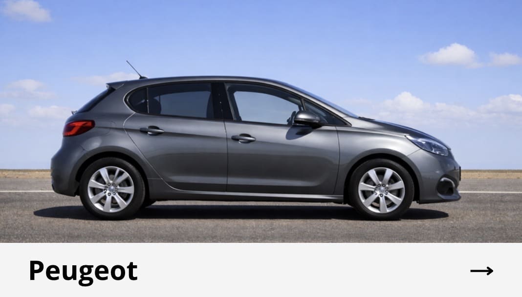 Peugeot vue de profil, marque de voiture compatible avec boîtier CarPlay